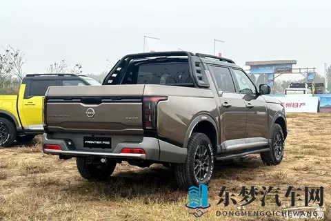 800N·m扭矩、535km续航、6kW外放电！10月皮卡新车看点多-1