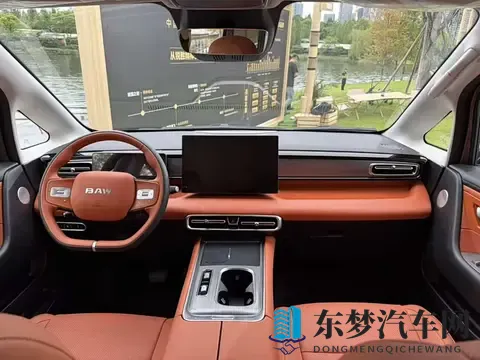 北汽锐胜M8将于11月5日预售！四种动力类型_中大型MPV-1