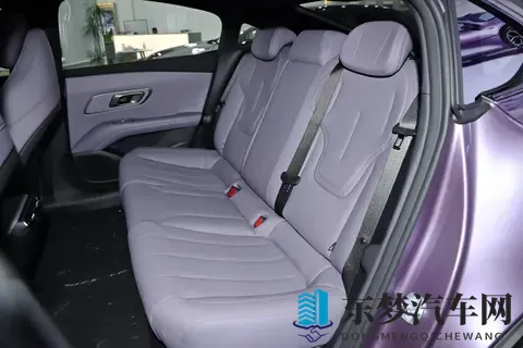 新一代家用车，深蓝L06科技与智能并存，澎湃动力与舒适体验!-2