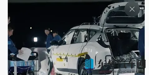 2025年10月车市报告，自主品牌，新能源，安全，一场大戏-1