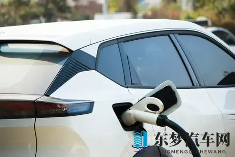 油电大战真相！省下的油钱背后，你算漏了哪些成本？-2