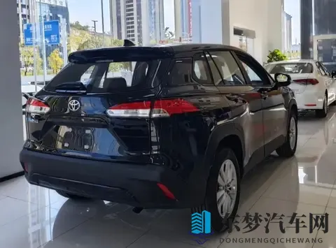 全新卡罗拉锐放968万起上市 背后的得与失-2