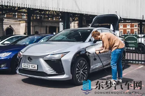 填补燃油税收入缺口，英国拟对电动汽车征收行驶里程税-1