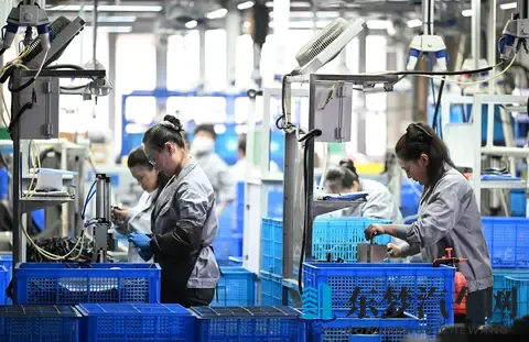 黄三色和绿三色的区别图片：黄色与绿色色调对比分析图