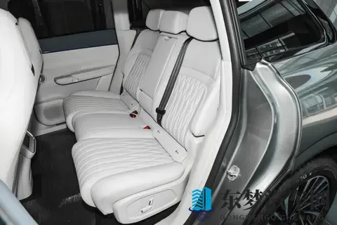 11月买车又有新选择！星纪元 ET卷到起飞，普通人也能享豪华-1