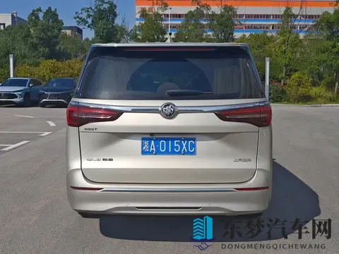 18万多拿下别克GL8陆尊，2022年一手准新车，宜商宜家好选择-2