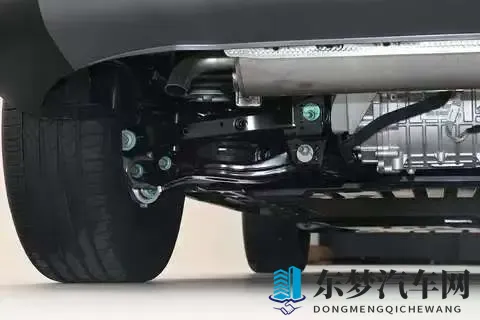 不到20万的“方盒子”SUV怎么样?方程豹钛7试驾后,说说真实感受-2