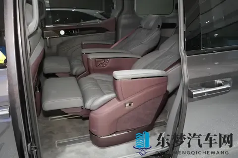 高端MPV掀桌子：极氪009凭什么让BBA失宠，销量暴增？-1