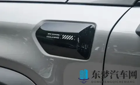 “油老虎”退散？BJ40增程元境智行版来了-1