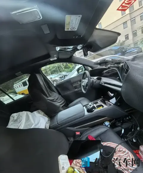 纯电“小凯雷德”？凯迪拉克VISTIQ国产现身，尺寸比IQ锐歌大一圈-2