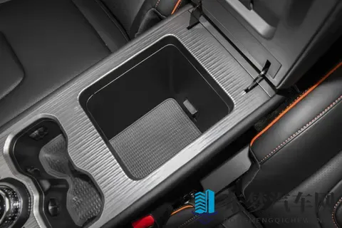 深度体验捷途山海T1：全能四驱方盒子，15万级四驱探索家-1