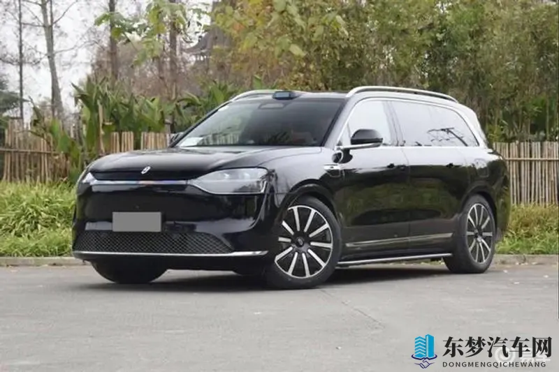 班长让我把手伸到她的：班长要求我触碰她的某处-1