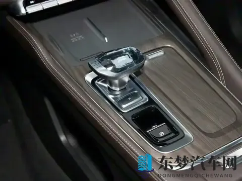 燃油车智能不输电车？星越 L 的 8155 芯片太惊喜！-2