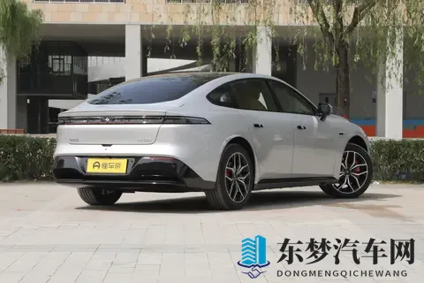 预售1499万元起，增程版与纯电版都有，奕派科技新轿车来了-2