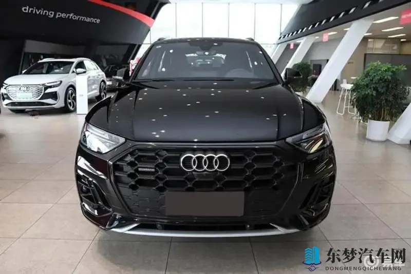 黑人 迪克 娇小 紧 实毛茸茸：黑人身形娇小，紧实部位浓密多毛-1