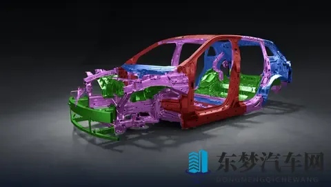 2025 款星纪元 ET 详解：核心配置全在线 11 月购车享补贴和金融政策-3