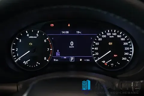 新款英菲尼迪QX50实车来了！换悬浮式中控屏_现款3508万元起售-1