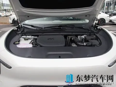 新一代智己LS6,配备800v高性能平台，66度大电池增程版-2