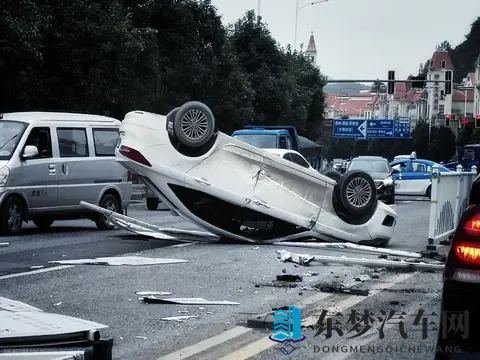 开了9年手动挡，换成自动挡后才明白：手动挡对比自动挡有3大优势