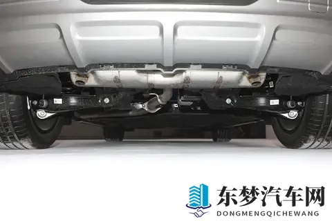 奔驰上硬菜！限时1699万起，全系带T+轴距2米9，还是方盒子，香-1