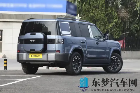 科技与实用的平衡之选：方程豹钛7 135KM两驱Pro版深度体验-2