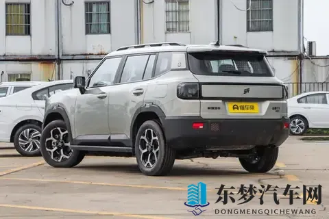 方盒子造型+插混动力，试驾捷途山海T1，家用、越野两不误！-2