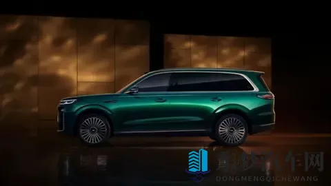 1799万起买国产旗舰，52米大6座，三电机配激光雷达？-3