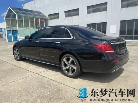 22万拿下豪华座驾，19年奔驰E300L，商务家用都合适-2