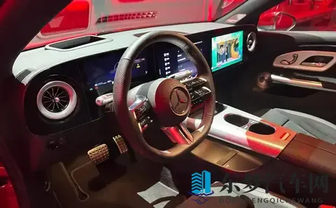 249万起的奔驰纯电CLA，你会不会买？-1