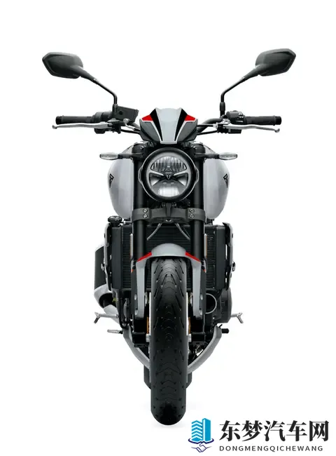 凯旋Trident 800“三叉戟”震撼登场！中量级街车市场迎来新霸主-3