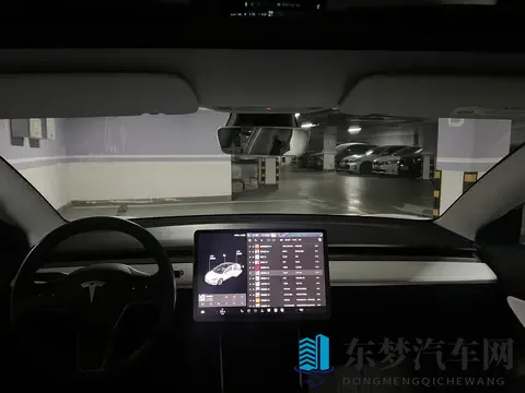 几个油钱开回家，20年Model3，代步真香？-1