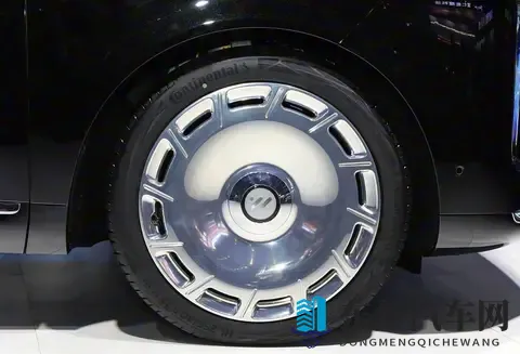 知己L9即将上市，车长52米+六座配置，挑战理想L9！-3