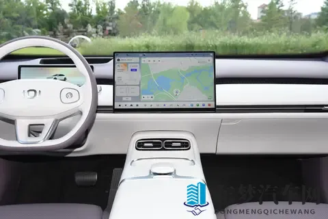 长安启源A06：15万级新能源家轿，能否满足全家出行需求？-3