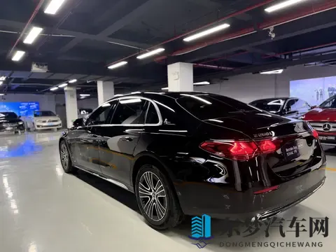 8千公里准新奔驰E级,一手车况,省下大笔购置税!-2