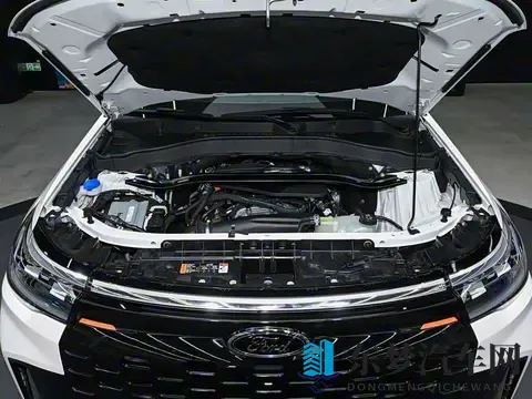 售3698万元_5座_23T动力,长安福特探险者昆仑穿越版上市-2