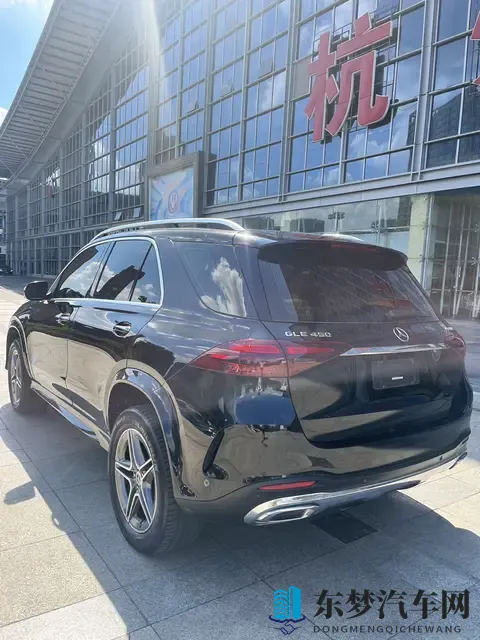 60万拿下准新奔驰GLE450，体验豪华SUV的舒适与性能-2