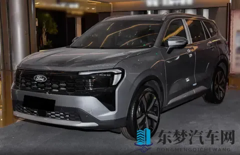 绿巨人藏宝阁黑科技玩法：黑科技汽车体验：沉浸式互动新玩法探秘-1