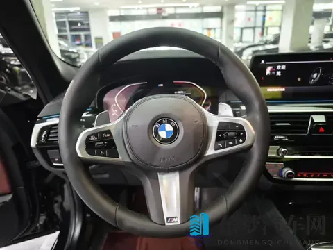 开了3年，打了骨折的宝马5系，落地近50万现在只要一半？-2