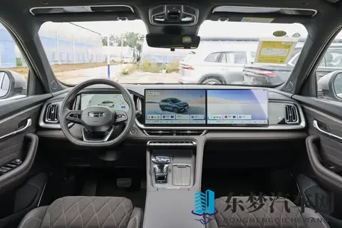 吉利放大招了！星越L1587万起，有限时优惠，买燃油SUV选它咋样-3