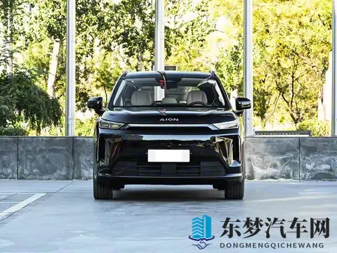 埃安全新SUV开启预售，外观沉稳大气，纯电_增程动力可选，还看啥-1