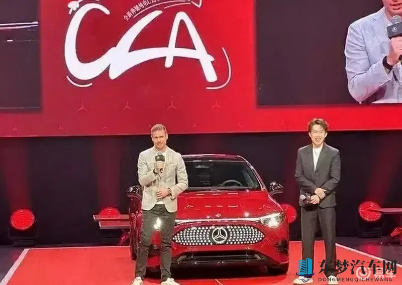 男生和女生一起拆拆拆很痛的免费：情侣齐心拆礼物，痛并快乐免费享-3