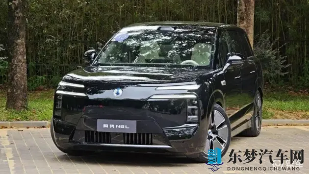 晚上憋着尿床连体衣睡觉知乎：夜间驾驶安全：挑战与应对策略-1