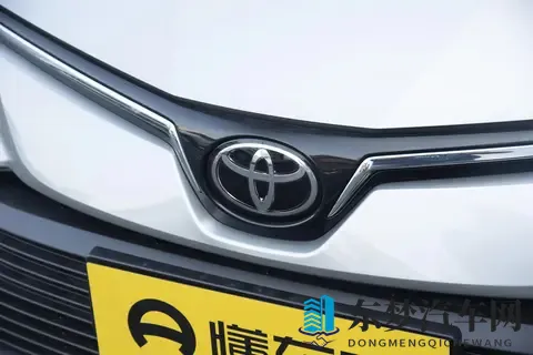 一共三款车型,燃油版卡罗拉怎么选?-2