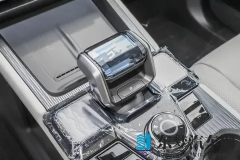 试驾捷途山海T1：全能家用SUV，买菜接娃、露营越野都能搞定-2