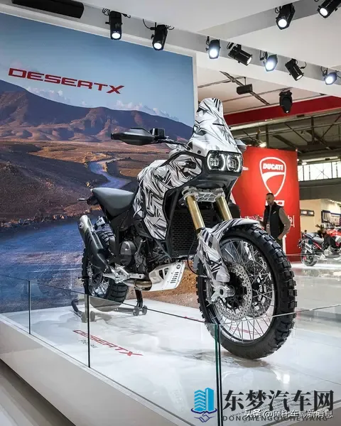 450ADV新竞品?杜卡迪曝光全新DesertX车型-2
