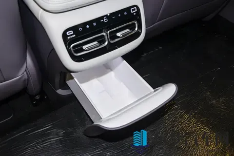 空间大、配置全，还有800V碳化硅，长安启源A06适合家用？