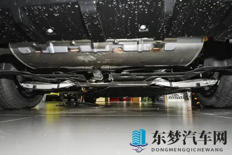 2025款星纪元ES增程版Ultra四驱旗舰:实力与智能兼备-1