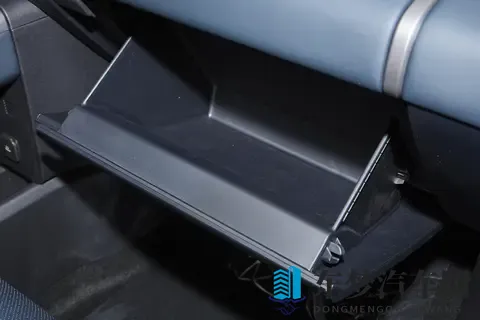 方程豹钛7:1300km超长续航+1880L魔术空间,解决带娃出行难题!-2