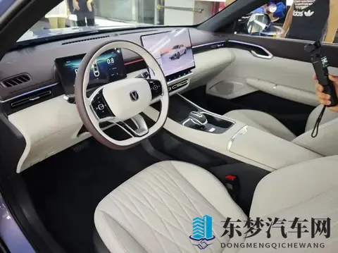 8万预算买燃油轿车，能看的就这三款