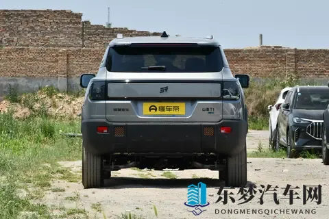 解读捷途山海 T1 四驱版：三电机真四驱 + 1500 公里续航，可城可野-2